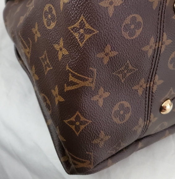 ๐ SOLD ๐ Louis Vuitton Monogram Artsy - Picture 11 of 17